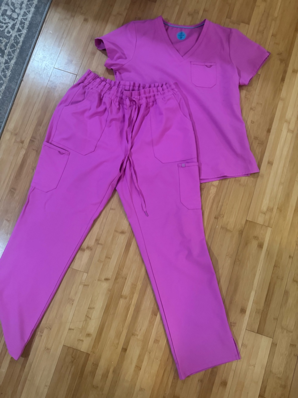 Women's Pink V neck top size M and Scrub Pants with Drawstring Waist size L